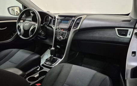 Hyundai i30 II рестайлинг, 2013 год, 870 000 рублей, 13 фотография