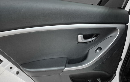 Hyundai i30 II рестайлинг, 2013 год, 870 000 рублей, 15 фотография