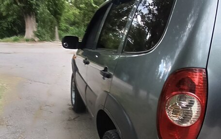 Chevrolet Niva I рестайлинг, 2010 год, 550 000 рублей, 6 фотография