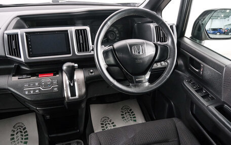 Honda Stepwgn IV, 2011 год, 1 799 000 рублей, 8 фотография