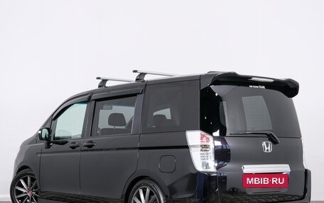 Honda Stepwgn IV, 2011 год, 1 799 000 рублей, 3 фотография