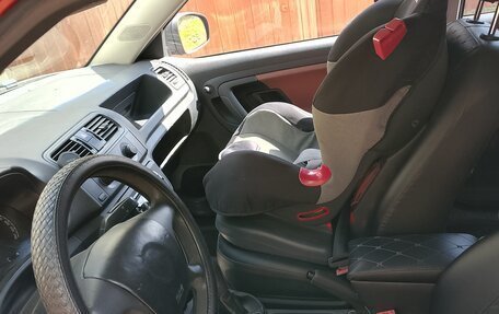Skoda Fabia II, 2007 год, 264 000 рублей, 2 фотография