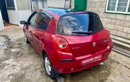 Renault Clio III, 2007 год, 450 000 рублей, 2 фотография
