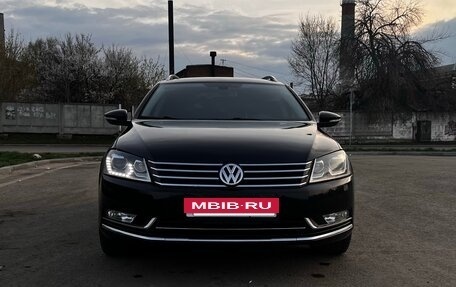 Volkswagen Passat B7, 2012 год, 1 350 000 рублей, 2 фотография