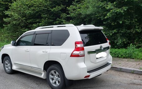 Toyota Land Cruiser Prado 150 рестайлинг 2, 2016 год, 3 600 000 рублей, 2 фотография