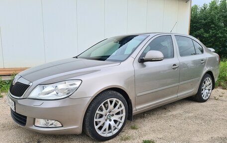 Skoda Octavia, 2010 год, 1 200 000 рублей, 2 фотография