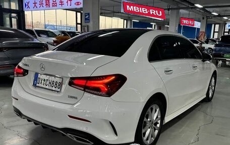 Mercedes-Benz A-Класс, 2021 год, 2 100 000 рублей, 6 фотография