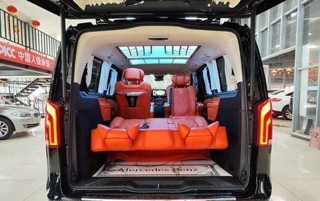 Mercedes-Benz Vito, 2022 год, 4 090 000 рублей, 29 фотография