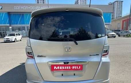 Honda Freed I, 2012 год, 1 350 000 рублей, 7 фотография