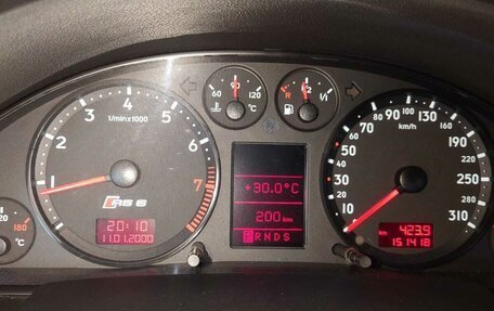 Audi RS 6, 2003 год, 1 800 000 рублей, 11 фотография