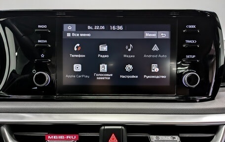 KIA K5, 2021 год, 2 250 000 рублей, 15 фотография