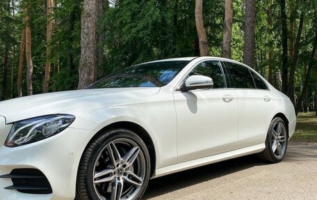 Mercedes-Benz E-Класс, 2018 год, 4 010 000 рублей, 3 фотография