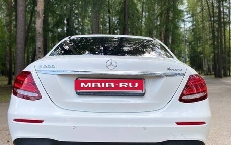 Mercedes-Benz E-Класс, 2018 год, 4 010 000 рублей, 6 фотография
