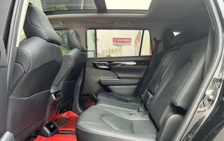 Toyota Highlander, 2022 год, 3 871 334 рублей, 9 фотография