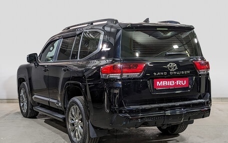 Toyota Land Cruiser, 2023 год, 10 990 000 рублей, 7 фотография
