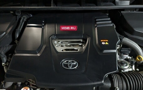 Toyota Land Cruiser, 2023 год, 10 990 000 рублей, 9 фотография