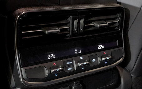 Toyota Land Cruiser, 2023 год, 10 990 000 рублей, 27 фотография