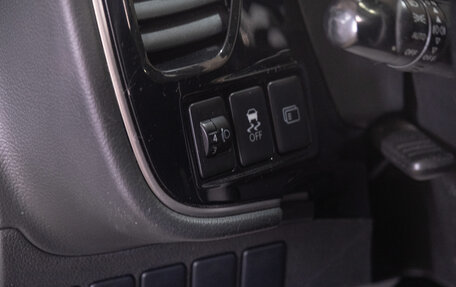 Mitsubishi Outlander III рестайлинг 3, 2013 год, 1 539 000 рублей, 9 фотография