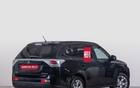 Mitsubishi Outlander III рестайлинг 3, 2013 год, 1 539 000 рублей, 7 фотография