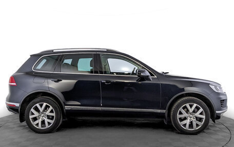Volkswagen Touareg III, 2017 год, 2 650 000 рублей, 4 фотография