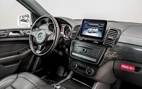 Mercedes-Benz GLE, 2017 год, 3 895 000 рублей, 30 фотография
