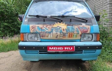 Mitsubishi L300 II, 1987 год, 175 000 рублей, 1 фотография