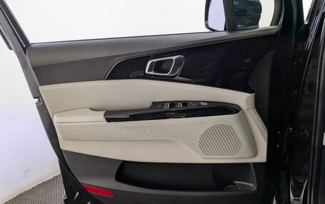 KIA Carnival, 2021 год, 3 350 000 рублей, 19 фотография