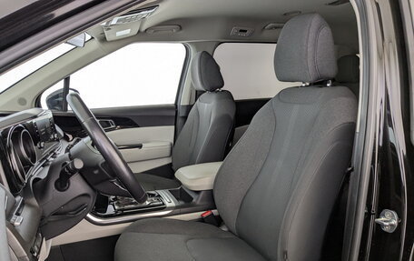 KIA Carnival, 2021 год, 3 350 000 рублей, 20 фотография