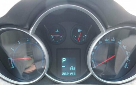Chevrolet Cruze II, 2011 год, 620 000 рублей, 7 фотография
