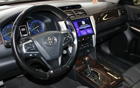 Toyota Camry, 2015 год, 2 150 000 рублей, 10 фотография