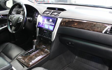 Toyota Camry, 2015 год, 2 150 000 рублей, 13 фотография
