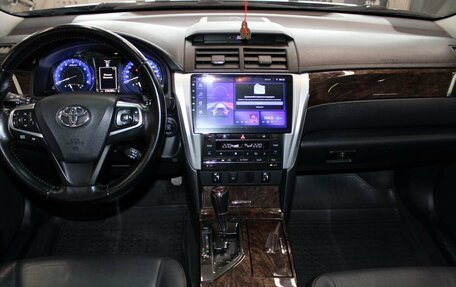 Toyota Camry, 2015 год, 2 150 000 рублей, 15 фотография