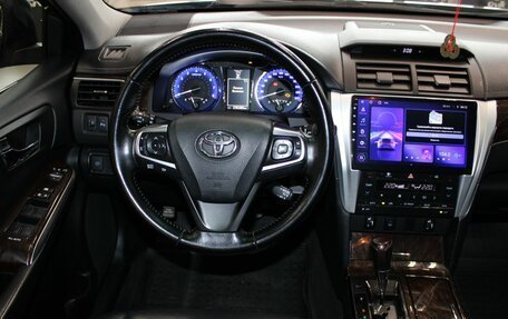 Toyota Camry, 2015 год, 2 150 000 рублей, 14 фотография