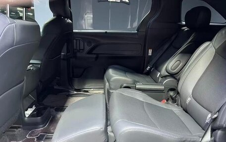 Toyota Sienna, 2021 год, 3 943 000 рублей, 11 фотография