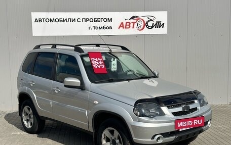 Chevrolet Niva I рестайлинг, 2019 год, 928 000 рублей, 3 фотография