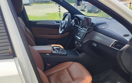 Mercedes-Benz GLE, 2018 год, 4 400 000 рублей, 16 фотография