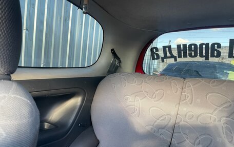 Toyota Vitz, 2000 год, 310 000 рублей, 7 фотография