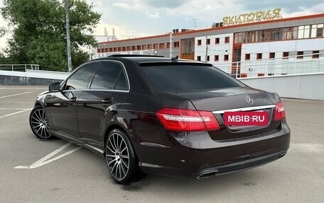 Mercedes-Benz E-Класс, 2009 год, 1 255 000 рублей, 3 фотография