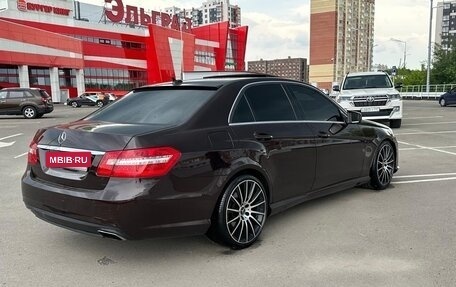 Mercedes-Benz E-Класс, 2009 год, 1 255 000 рублей, 2 фотография