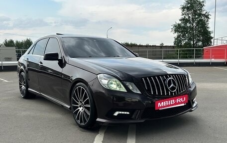 Mercedes-Benz E-Класс, 2009 год, 1 255 000 рублей, 5 фотография