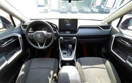 Toyota RAV4, 2022 год, 2 830 334 рублей, 8 фотография