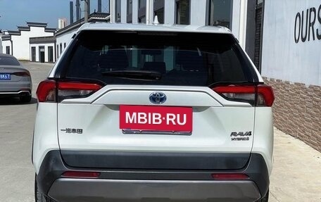 Toyota RAV4, 2022 год, 2 830 334 рублей, 4 фотография