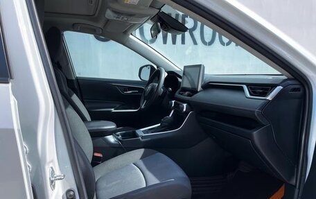 Toyota RAV4, 2022 год, 2 830 334 рублей, 12 фотография
