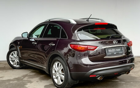 Infiniti QX70, 2015 год, 2 550 000 рублей, 7 фотография