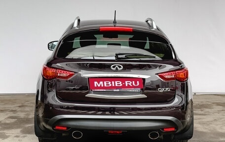 Infiniti QX70, 2015 год, 2 550 000 рублей, 6 фотография
