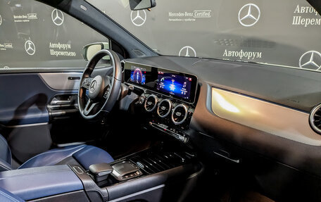Mercedes-Benz B-Класс, 2019 год, 2 500 000 рублей, 11 фотография
