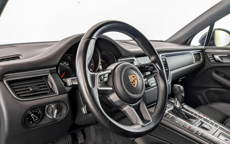 Porsche Macan I рестайлинг, 2018 год, 3 600 000 рублей, 16 фотография
