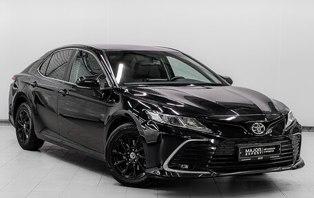Toyota Camry, 2021 год, 2 700 000 рублей, 4 фотография