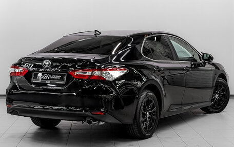 Toyota Camry, 2021 год, 2 700 000 рублей, 5 фотография