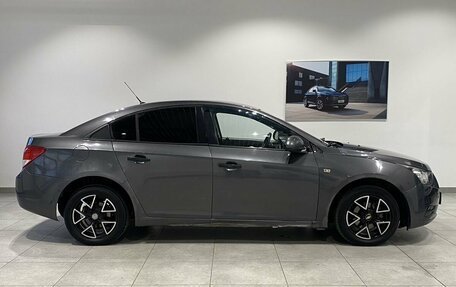 Chevrolet Cruze II, 2011 год, 499 000 рублей, 4 фотография